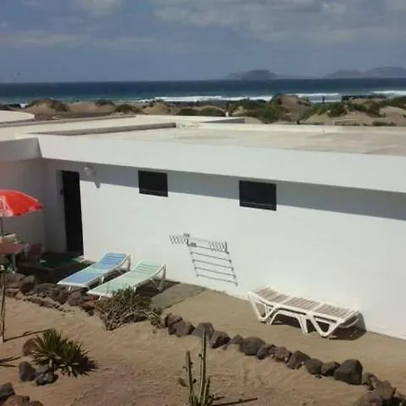 Dom wakacyjny Sleeps 4 Wifi Famara
